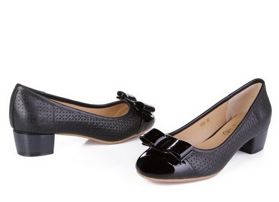 Ferragamo Shallow mouth Block heel Shoes Women--017